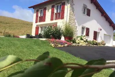 Image de Gîte Maison Cauhepé  4****  pour 4 personnes, à 2 kms d'un village classé