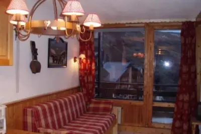 Image de Appartement aux pieds des pistes aux Menuires immeuble Le Villaret