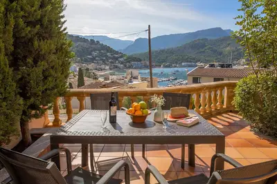 Image de Fantastique propriété avec vue sur la mer dans le port de Sóller. Wifi gratuit