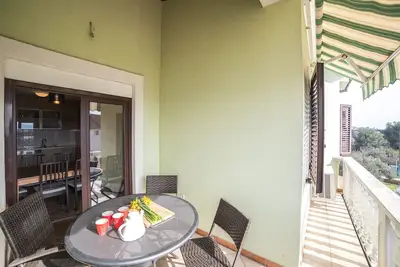 Image de Appartement spacieux et confortable dans un quartier calme mais près de tout!