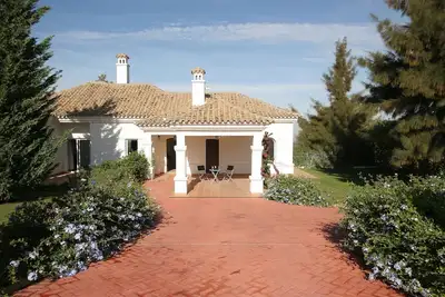Image de Villa avec piscine privée face Row Golf Course. Vues d'Arcos de la Frontera.