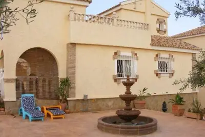 Image de Santa Pola: Maison / villa - Santa Pola