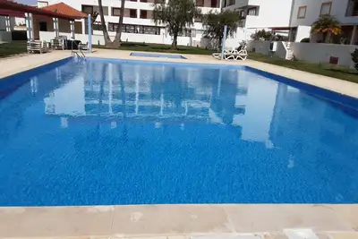 Image de Appartement avec piscine commune et terrasse privée. Emplacement exceptionnel!