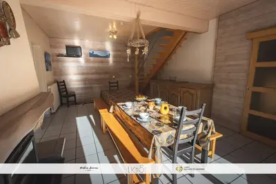 Image de Maison 4 étoiles avec jardin, sauna, spa, 15 personnes