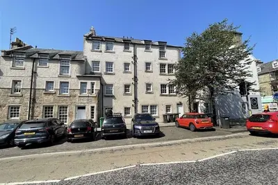 Image de Élégant appartement de 3 chambres au 1er étage dans le centre de St Andrews - location de golf parfaite