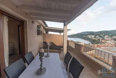 Image de Appartement de luxe 2 chambres avec vue sur la mer, à proximité de la mer et des commerces, Nouveau wifi