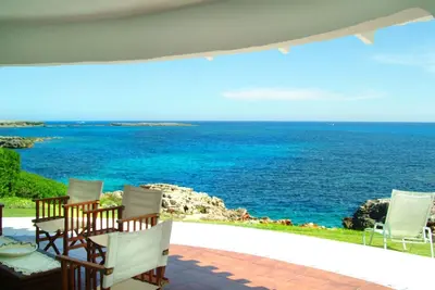 Image de Front-line villa with free WiFi