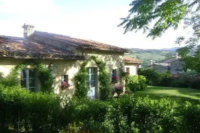 Image de Todi - villa with swimming pool and tennis court
