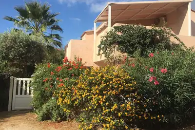 Image de Rés. Les Maisons de Kallisté, maison ou appart. climatisés 4/8 pers sur jardin.