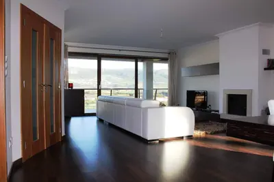 Image de Superbe villa individuelle avec vue panoramique sur les collines de Montejunto
