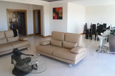 Image de Grand Appartement Moderne Et Tres Bien Situe Avec Terrasses Et Barbecue