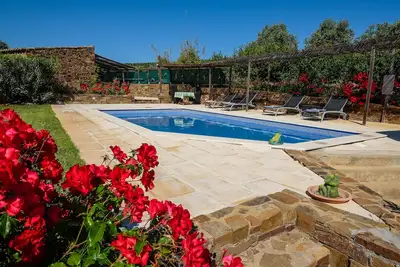 Image de Luxe dans les collines de Taviras