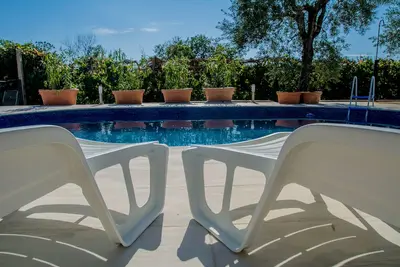 Image de Villa avec piscine, détente et culture à Cori