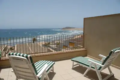 Casa Médano 37. Appartement de plage avec vue sur la mer.