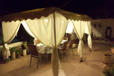 Image de Maison dans un quartier résidentiel calme