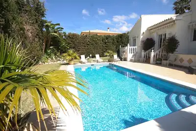 Image de Villa privée de luxe, La Cala, 150 mètres de la plage, piscine isolée, Wifi, Golf