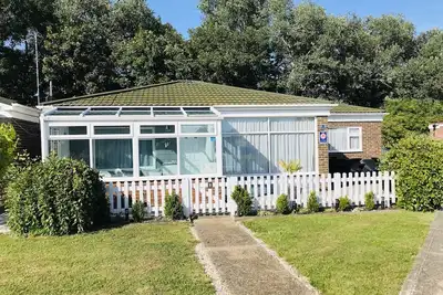 Image de Bungalow de 3 chambres à Eastbourne récemment rénové