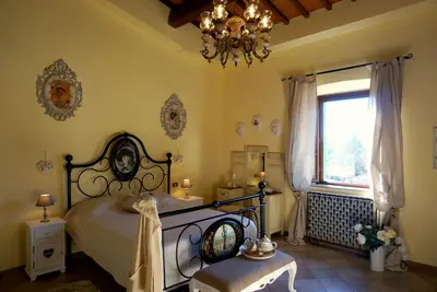 Image de \"Casa Bella Vista\" idéal pour les familles / groupes - dans un village médiéval près de Pise