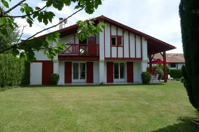 Maison avec jardin et piscine proche plage