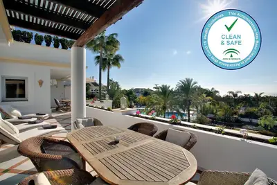 Monte Paraiso- Golden Mile Apt