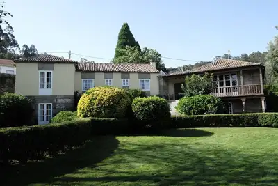 Image de Sanxenxo: Family country house with 6 bedrooms and six bathrooms