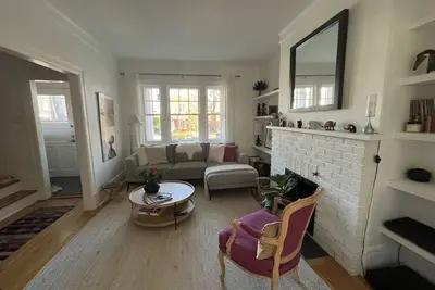 Image de Saint Lambert: Family home in Montreal