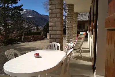 Image de Appartement meublé rez-de-chaussée de villa Guillestre