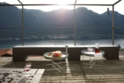 Image de Maison / villa - Nesso. Maison avec jardin
