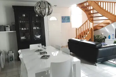 Image de Maison individuelle avec  jardin