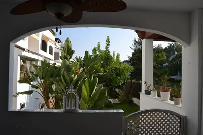 Image de Profitez d'un parcours de golf et de la plage à Golden Beach, Elviria