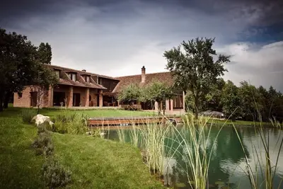 Image de Villa de vacances privée, maison de campagne avec terrain attenant en Hongrie occidentale