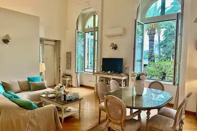 Image de 🍋 Appartement exceptionnel, à deux pas de la plage et de la zone piétonne