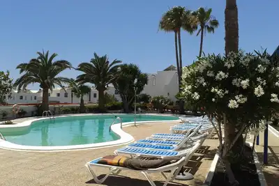 Image de Capacité 2/4, vue sur la mer. Wifi. Plage à 400 mètres. Complexe fermé paisible avec piscine