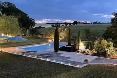 Image de 5* Chez Pierre : 12/14 personnes, propriété entièrement pour Vous