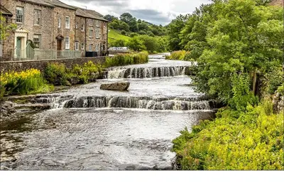 Image de Chalet confortable et traditionnel avec vue sur les cascades, Gayle, Hawes, Yorkshire Dales.