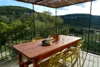 Image de Maison de charme, Vue Magnifique sur le Luberon, Terrasse Panoramique, Jardins