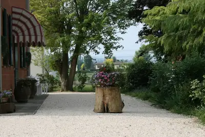 Image de Appartement rustique CĂ Stanga Ă la ferme 2 km sortie Valsamoggia (Bologne) A1