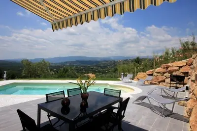 Image de Location Villa Climatisee Et Piscine Chauffee