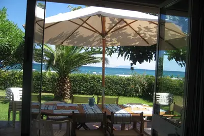 Image de Confortable duplex pieds dans l'eau avec jardin privatif pour 10 personnes