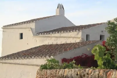 Image de Maison de charme dans la partie ancienne de Sant Lluis, à proximité du moulin