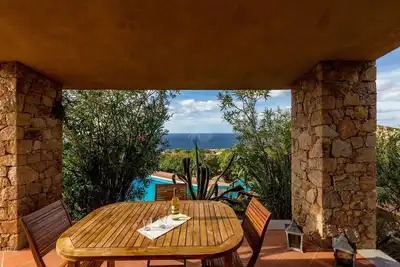 Image de Villa Ă Costa Paradiso avec 2 chambres Ă coucher, 7 couchages