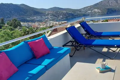Image de Villa paisible idyllique, jardins avec piscine, 7 couchages près des restaurants et des magasins
