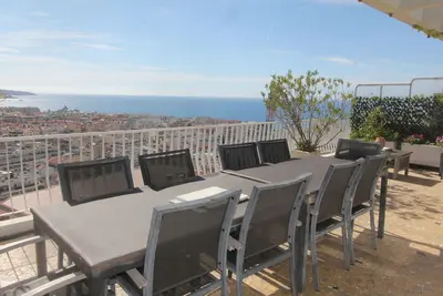 Sur Les Toits de Nice, Vue Imprenable, Face à la Mer, Superbe Terrasse