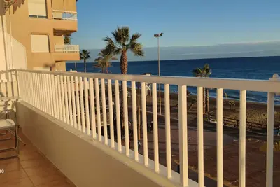 Image de Rincon De La Victoria: appartement en bord de mer Ă Rincon de la Victoria