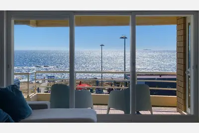 Image de Appartement au bord de mer, excellent balcon, a 10 minutes de Porto