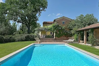 Image de Amateurs de vin! Maison de luxe sur 250 acres de vignoble, climatisation et piscine privée