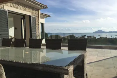 Image de Exquise, villa de luxe avec vue imprenable panoramique côtières et montagneuses