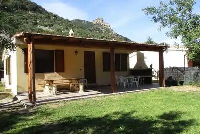 Image de Splendide maison individuelle à 300 mètres de la mer avec véranda et barbecue.