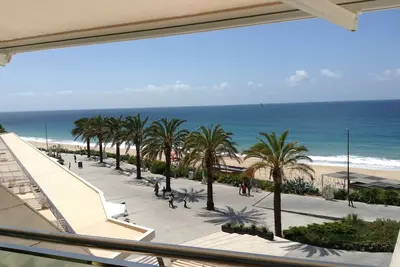 Image de Développement à Sesimbra sur la 1ère ligne de plage face à la mer