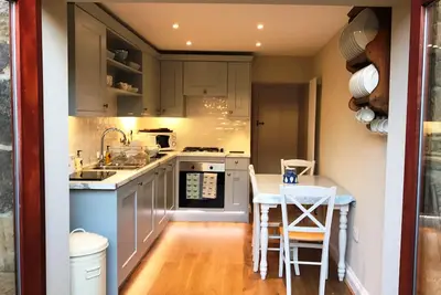 Image de Falstaff House, un Cottage fantastique dans un excellent emplacement et un bâtiment classé